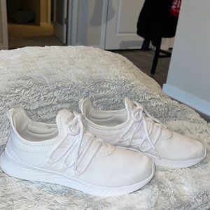 Adidas Pure Motion Adapt - Women’s 9 in White. Worn once!